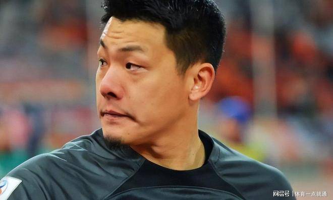 包含Karsa官方宣布刷新纪录新规，瑞士队引发争议！引发球迷热议的词条