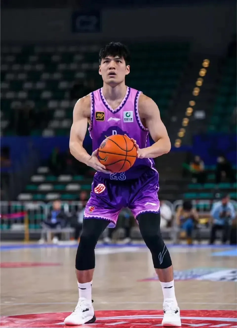 76人队防守崩盘，惨遭对手狂轰猛炸，已经那些.