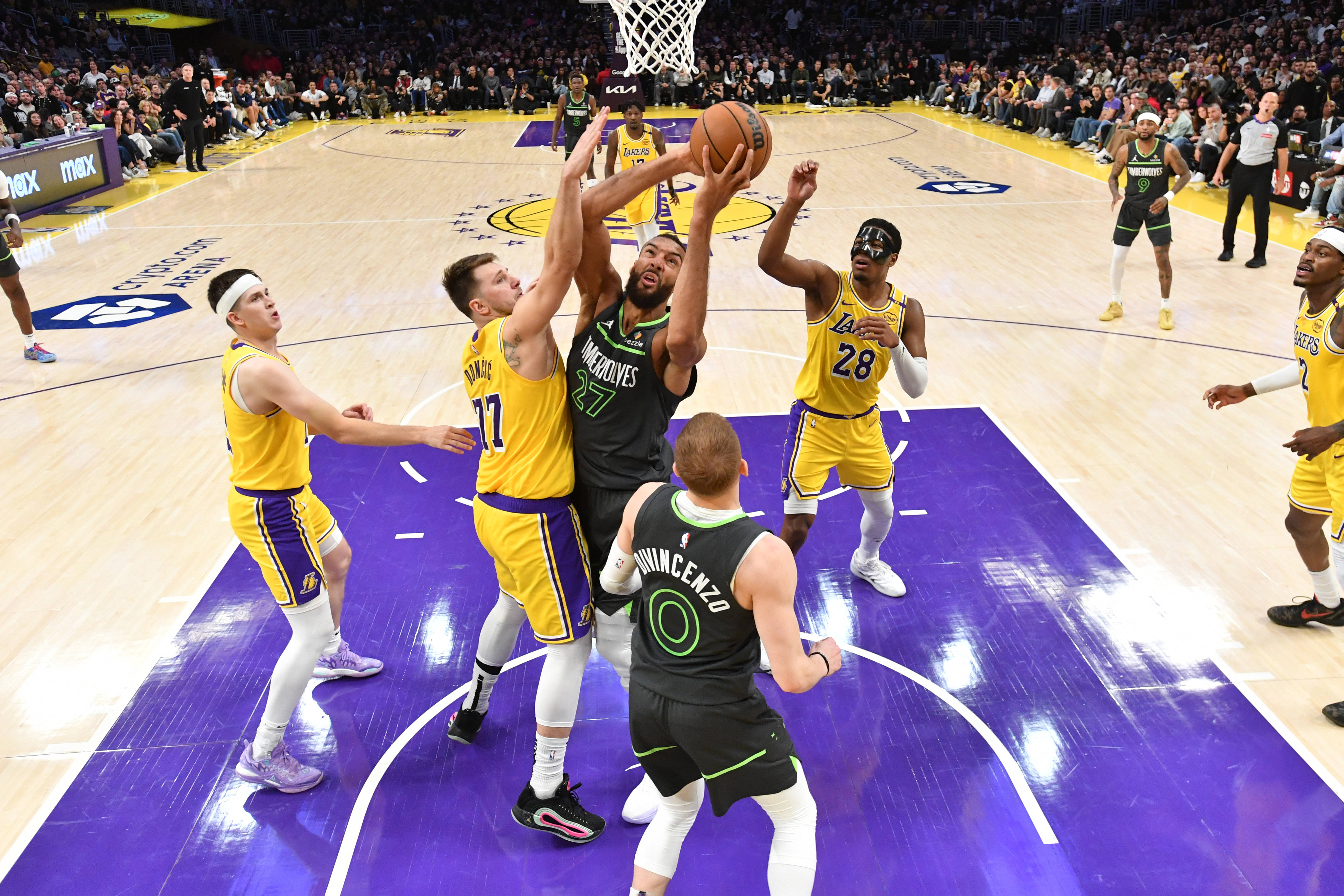 亚博体育-今夜明尼苏达森林狼备战西甲，手感冰凉细节曝光，气氛紧张，赛程密集仍需轮换的简单介绍-亚博体育